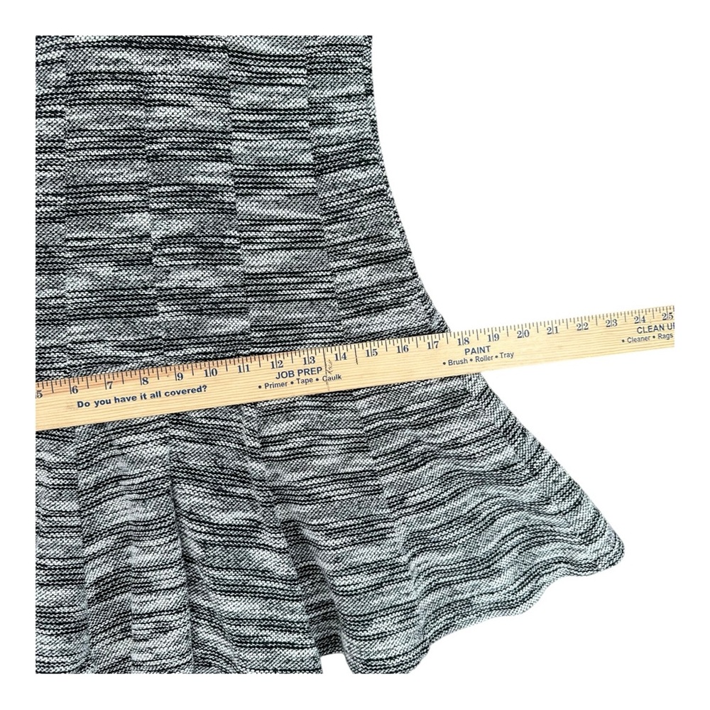 Banana Republic Women’s 00P Petites Fit Flare Sleeveless Mini Dress Textured - Picture 8 of 16